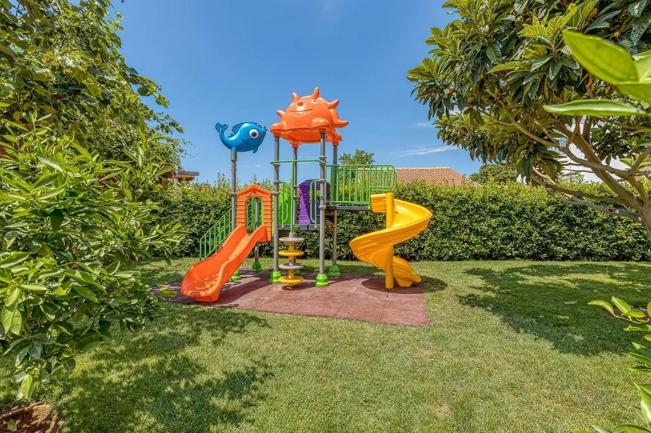 Affittacamere Apartment Complex Irena With Pool Porec